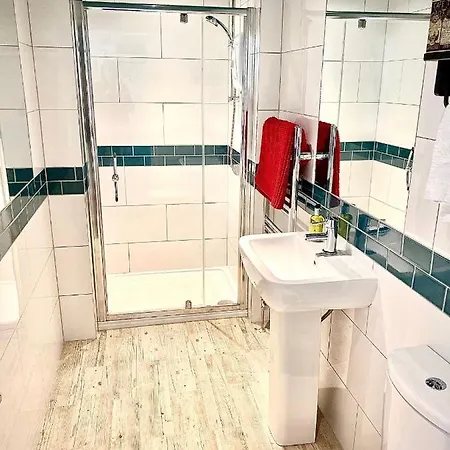 The Staymor In The City Guest house York